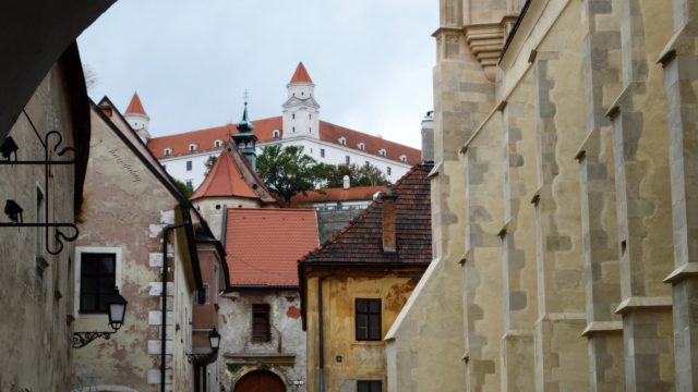 Bratislavska-sedma37_Farska.jpg